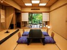 客室一例|落ち着いた雰囲気の和室