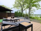 外気浴は十勝川を眺めながらお愉しみください。