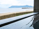 【露天風呂・昼】天気が良いと函館山が見えることも!