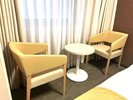ベッド脇のテーブルでのんびりタイムにおすすめ!