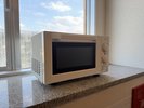 【電子レンジ】各棟各階にご用意しております