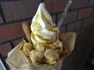 桔梗屋本社工場敷地内にあるカフェで食べられる、信玄ソフト。