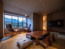 雄大な山々を望むゆったりとした居室_紫翠