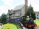 【修善寺虹の郷】園内を移動できる「ロムニー鉄道」ワンちゃん専用車両もございます♪(一例)