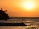 【土肥海水浴場】夕陽百選にも選ばれた絶景を一望