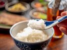 【朝食】つや姫をじっくり炊いたお粥に長崎ならではのアゴ醤油を合わせて