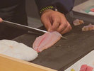 刺身 目の前で切りつけ