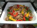 カラフルなピーマンと豚肉の甘辛炒めです。