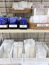 【アメニティーバー】フロント横にございます
