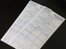 ランドリーをご希望の方は、伝票にご記入の上朝9時までにフロントまでお持ち下さい。