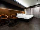 最高級シモンズ製ダブルベッド