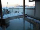 雪見の露天風呂 原泉かけ流し