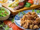 外はサクッと中はジューシーに、揚げたてのから揚げをお召し上がりください。