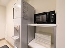 6階 製氷機・電子レンジ