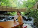 川のせせらぎに包まれる涼やかな空間、貴船が紡ぐ夏の贅沢なひととき