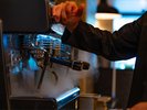 ジャズが流れる落ち着いた空間で、本と音楽に包まれながら過ごせるカルチャーカフェ
