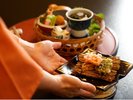 【茶寮花野(さりょうはなの)】温かいものは温かいうちに…