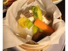 【源泉蒸し】白身魚と地野菜の蒸籠蒸し※時期によって内容が異なります。