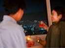 【最上階プレミアラウンジ】360度パノラマで夜景をお楽しみください