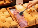 【朝食】ホテルメイドのパンをお楽しみください(イメージ)