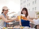 【BBQテラス/3階】開放的なプールサイドでカジュアルにBBQを(夏季営業)