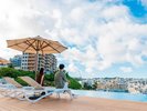 【インフィニティプール/3階】時間とともに移ろいゆく景色をお楽しみください(夏季営業)