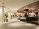 【オアシスラウンジ/1階】カフェ感覚で楽しめる、カジュアルスタイリッシュなシグネチャーカフェ