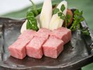 *若狭牛の陶板焼き!細かいサシが入った柔らかい上質のお肉をご堪能下さい。