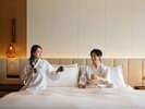 お部屋でコーヒーを楽しむ