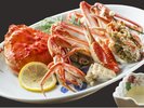 当店自慢の本ズワイガニ!!食べ応え抜群です!(※このようにカットして提供いたします。)