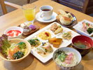 1日の始まりは朝食から!(取り分けイメージ)