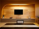 【スタンダード和室】壁には間接照明が施され、落ち着いた雰囲気を演出。