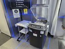 【館内2F】スマートパック(真空お荷物包装機)ご利用料金は 300円/3分、お気軽にご利用くださいませ。