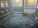 疲れを癒す大浴場