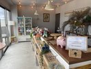 沖縄限定商品を揃えた【無人販売所】