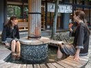 当館自慢の足湯はすべて源泉かけ流しでございます。