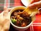 【朝食ブッフェ】じっくり煮込みました♪シチューにパンを浸す