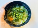 【具沢山お味噌汁】 染み渡る温もり。日替わりの旬具材のお味噌汁が、内側からあたためます