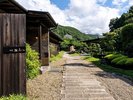 別邸離れ・食事処へと続くまる喜の小路