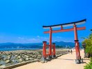 【青島神社】青島の中にある神社で、縁結びの社として知られています。