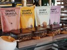 【ゲストラウンジ】グラノーラなどもご用意しております。のんびりとした島時間を愉しむティータイムを。