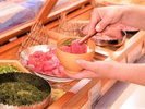 盛付けも楽しい海鮮コーナー