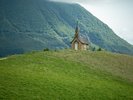 Hilltop Chapel。まるで絵画のよう!丘のうえに佇むチャペルと自然とのコントラストにおもわずうっとり。