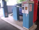 お車を出庫する際に駐車券を入れて下さい。