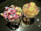 2号館のフロントに飴をご用意しております♪