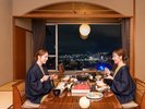 夜景を眺めながら、部屋で過ごす特別なひととき