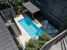 �v�[���f�b�L�ɂ́A�v�[���E�p�[�S���E�I�V���C�����荂�����ň͂��v���C�x�[�g�ł��y���ݒ����܂�