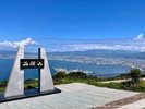 【函館山山頂展望台】車で約75分。函館市と近郊を一望できる展望台。風が強いため、冬以外でも防寒は万全に