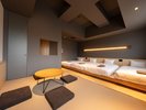 【1室限定】【グループルーム】 最大6名様でのご宿泊が可能な広々フォースルームです。シャワー・トイレ付