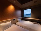 【コンフォートツイン】最大4名様でのご宿泊可能な広々としたツインルームです。バス・トイレ付